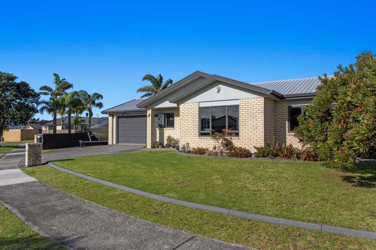 2 Marchignal Street Coastlands_23