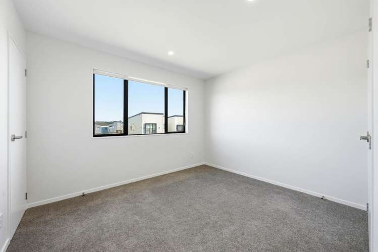 3 Greenbrier Street Westgate_12