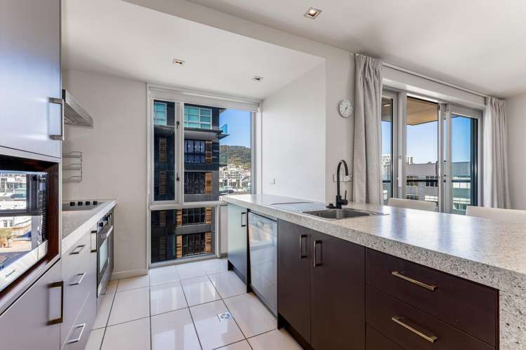 7i/245 Wakefield Street_3