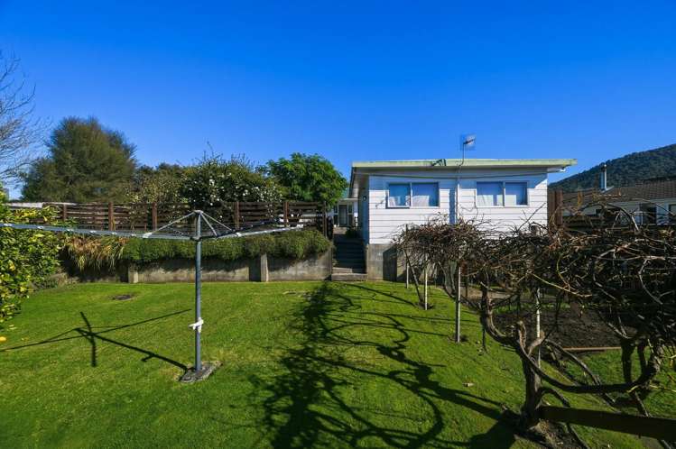 18 Alison Street Mangakakahi_16
