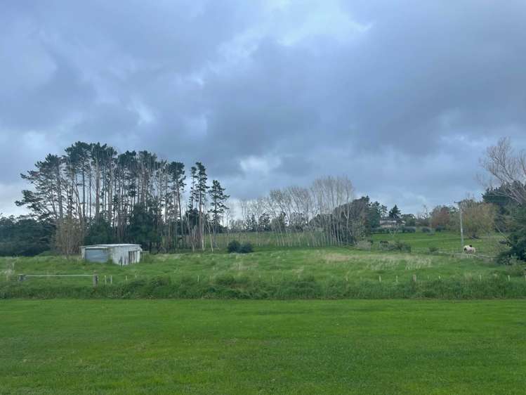 631a State Highway 16 Kumeu_10