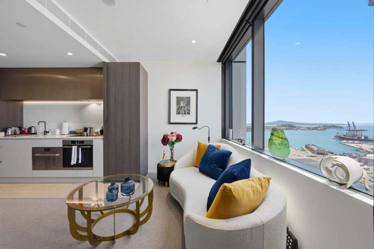 3404/10 Commerce Street City Centre_3