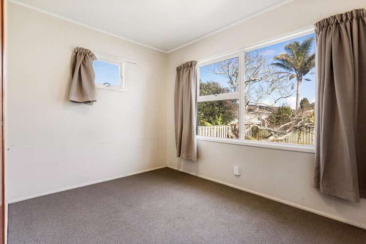 81 Crawford Avenue Mangere_13