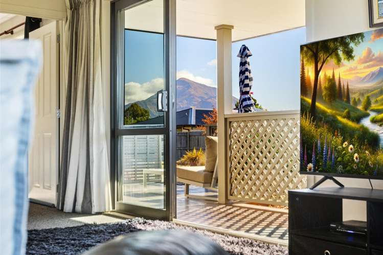 21 Frye Crescent Albert Town_10