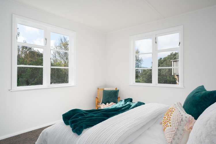 35 Gloucester Street Cannons Creek_7