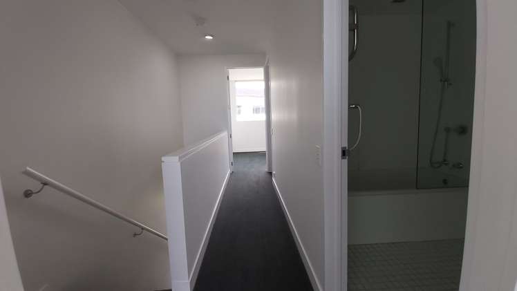 16h Fisher-Point Drive Auckland Central_6