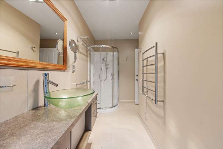 8 Emerald Lane Cashmere_11