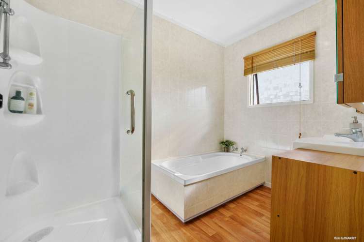 5 Stoll Place Clendon Park_16