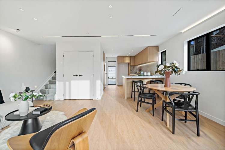 1-6/9 Norrie Avenue Mount Albert_2