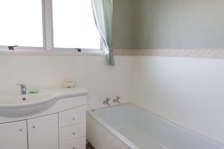 11 Parklane Place Weston_16