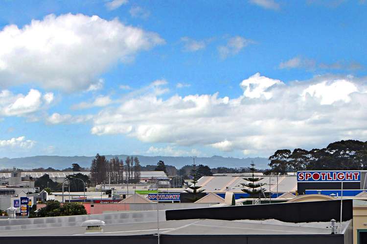 8/11 Freeman Way Manukau_16