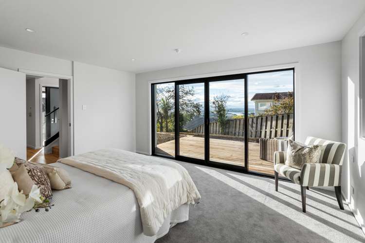 1/164 Soleares Avenue Mount Pleasant_18