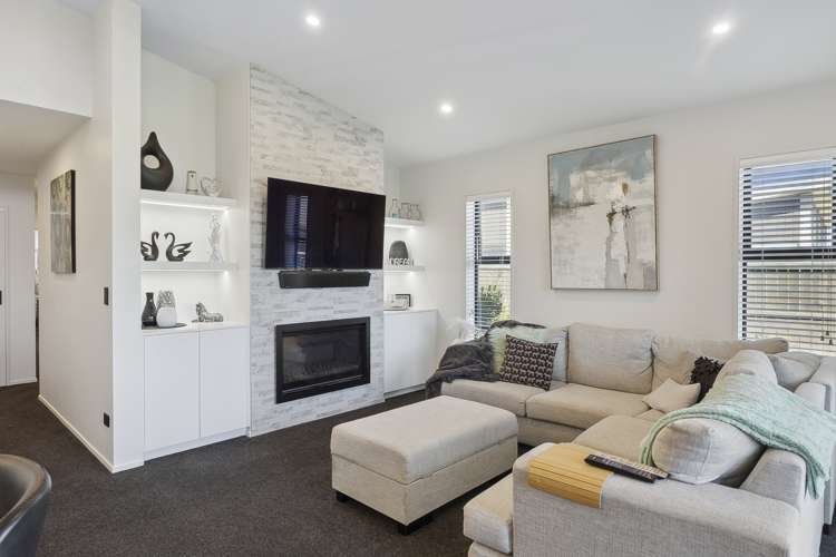 13 Silverdale Place Mosgiel_3