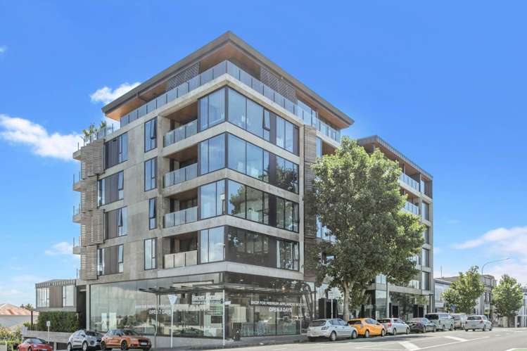 207/1 Turakina Street_0