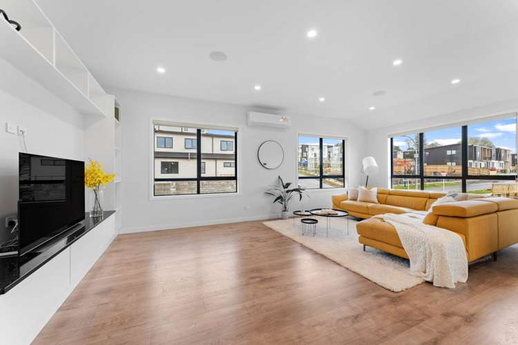 7 Lawson Creek Street Massey_5