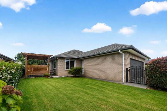 Easy-Care Living Just Moments From Town