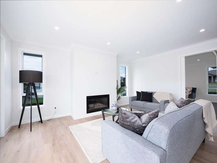 34 Admiralty Drive_5