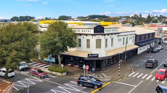 Historic New Plymouth hotel multi-retail property