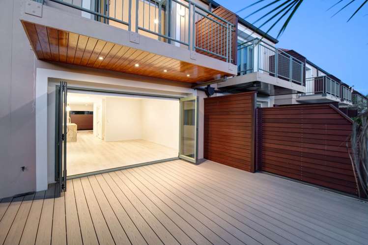 153 Waterside Crescent Gulf Harbour_25