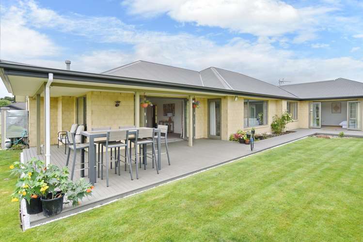 63 Puhara Avenue Parklands_27