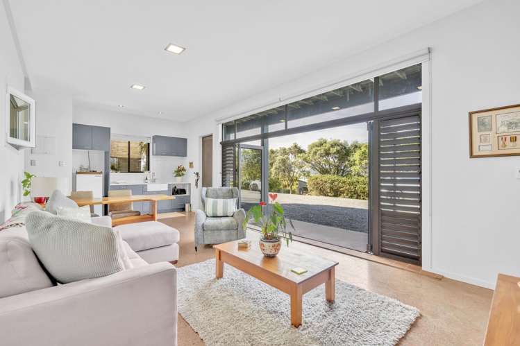 134 Phillips Road Kaiwaka_15