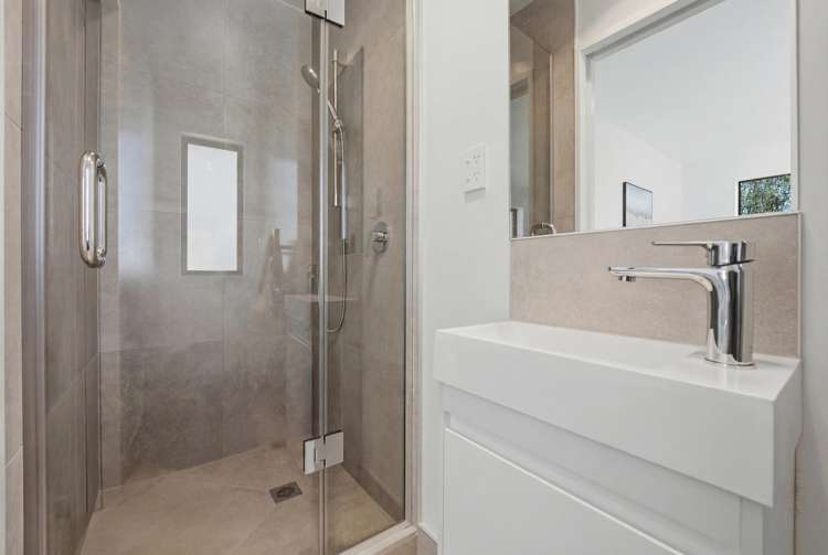 3 Gill Avenue Te Atatu Peninsula_17