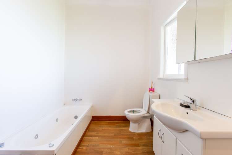 170 High Street Dannevirke_13