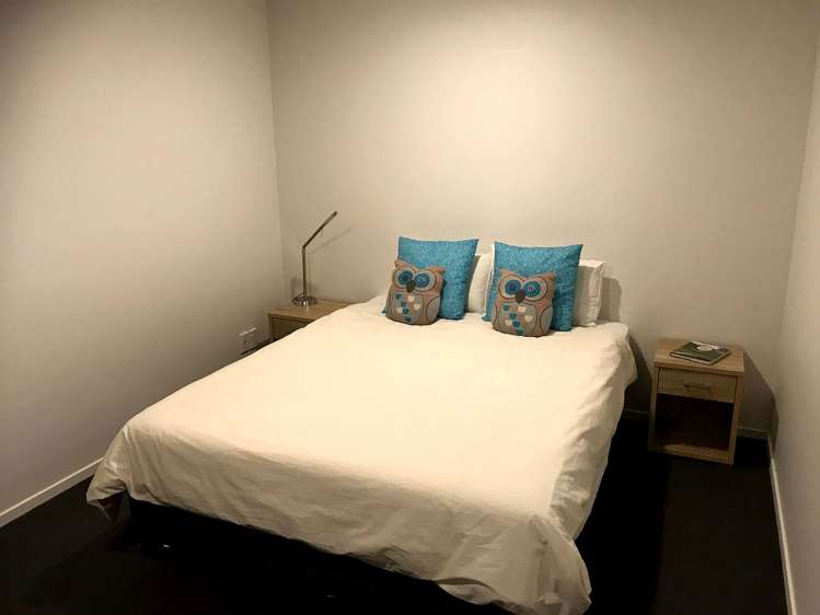 802/85 Beach Road Auckland Central_15