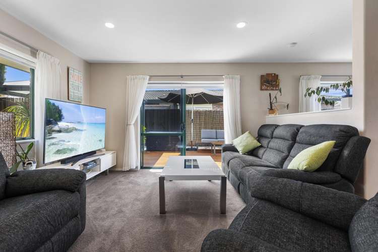 21 Romana Crescent Papamoa_3