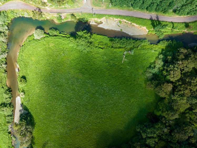 140b Doel Road Kawakawa_19