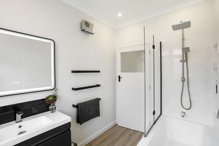 1 Spencer Street Andersons Bay_35