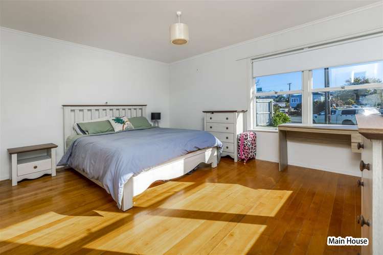 8 Orere Point Road Orere Point_11