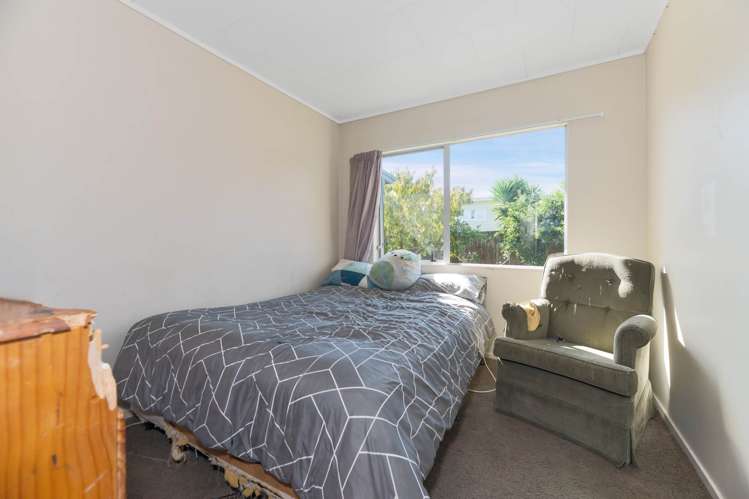 2/46 Brandon Road Glen Eden_15