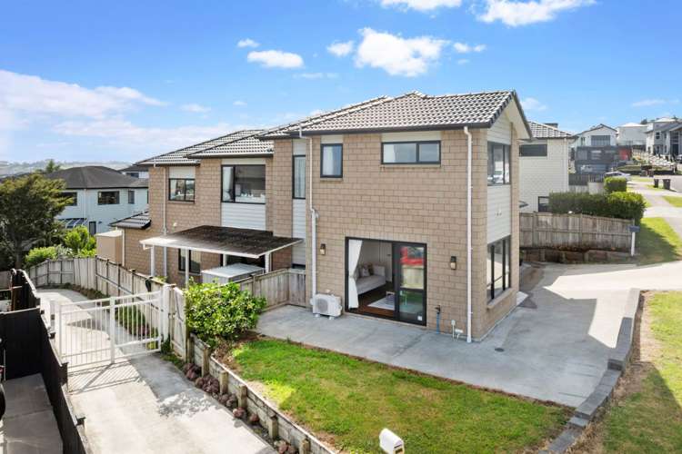 17 Gospel Heights Flat Bush_18