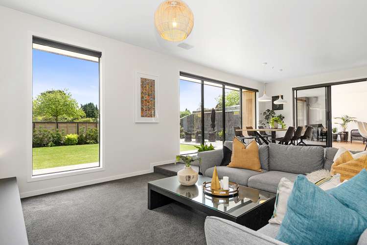 12 Jellicoe Drive Hamilton East_10