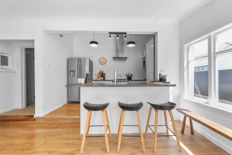 47 Dillons Point Road_3