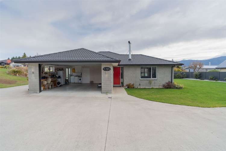 25 Tawera Place Te Anau_24