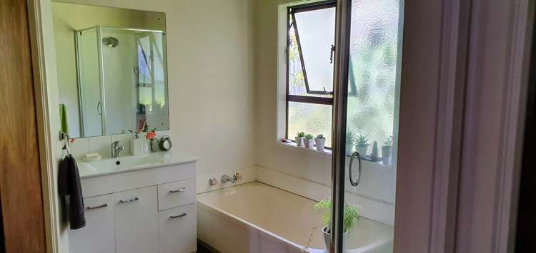 2/15 Louise Place Browns Bay_9