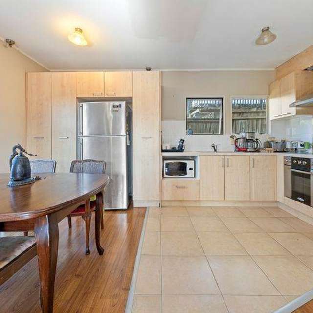 2/109 Stanley Road Glenfield_4