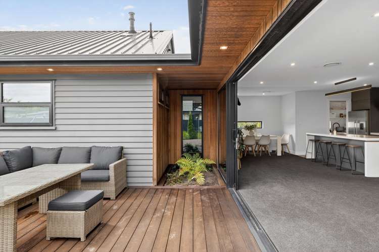 1 Vahsel Bay Place Wigram_12