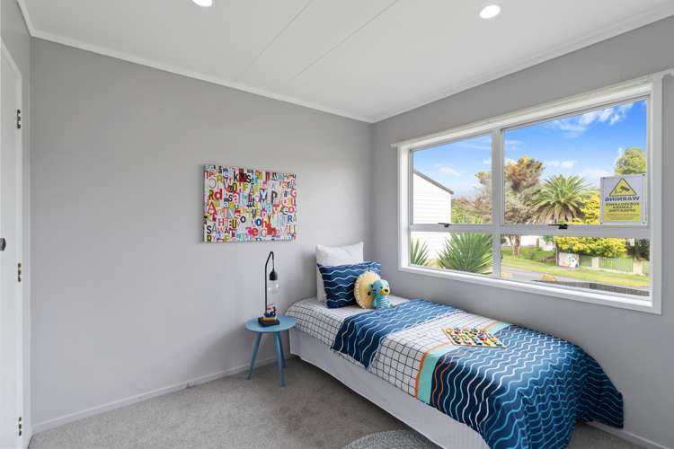 2 Edith Place Dinsdale_8