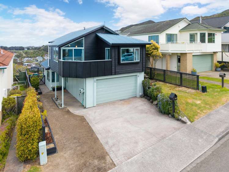 3 Meadowcroft Grove Johnsonville_1