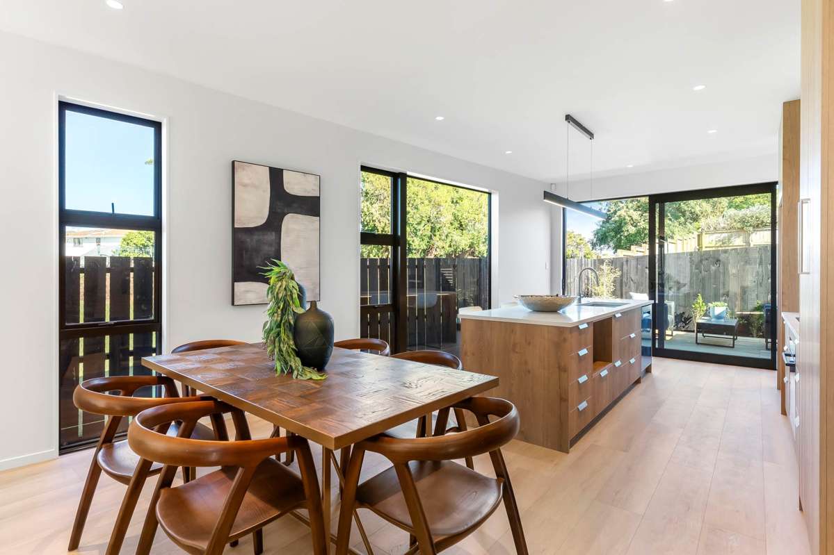 28 Weybridge Crescent_1