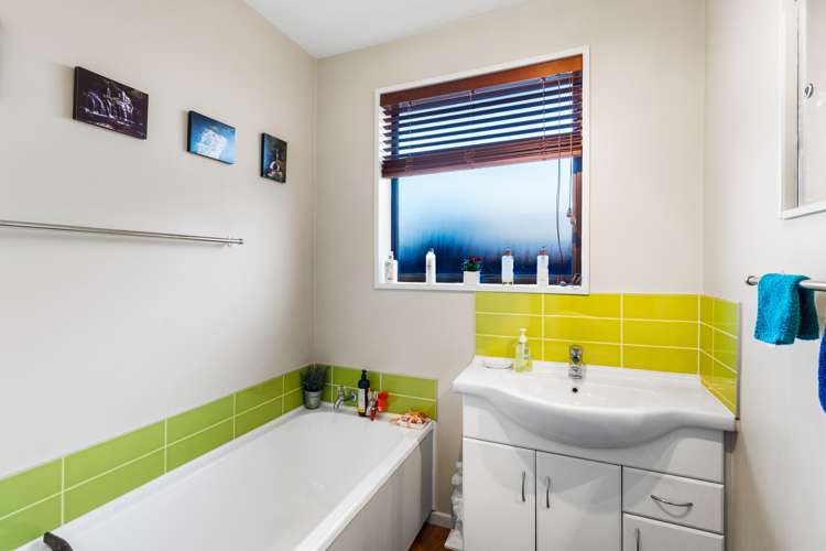 19 Warner Place Heathcote Valley_14