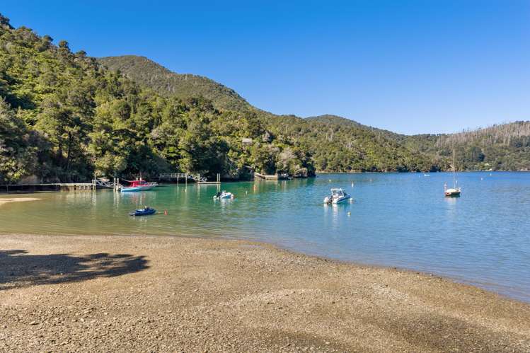 Lot 1 Lochmara Bay Lochmara Bay_17