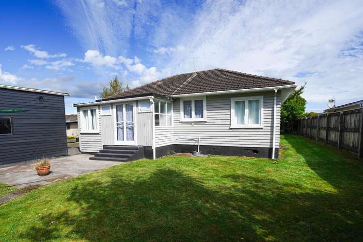 1437 Hinemoa Street Rotorua_16