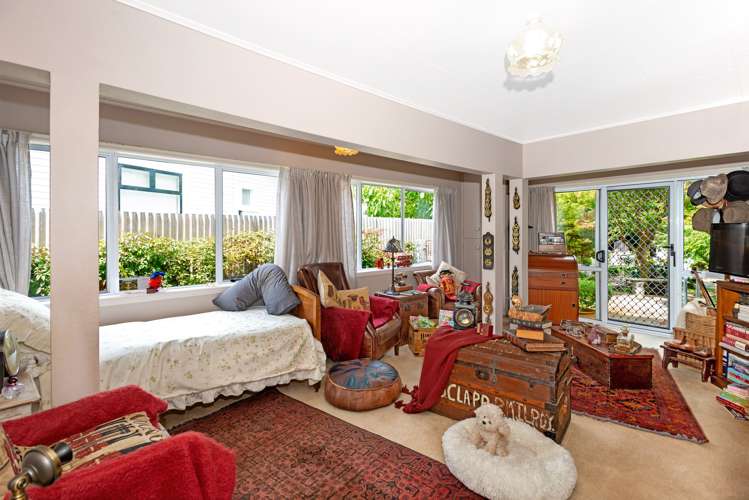 89 Esplanade Kaiti_12