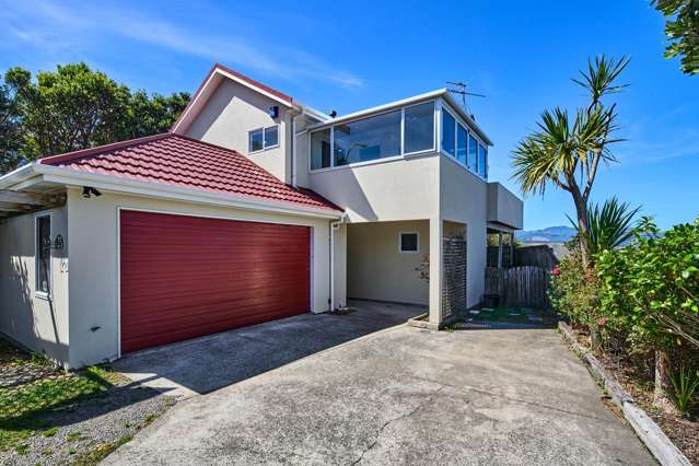 Fantastic family home with ocean views