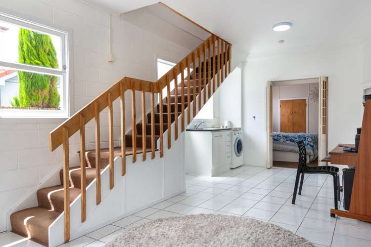 28 Ridge Road Waiake_19