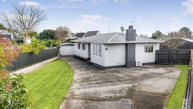 31 Garden Heights Avenue Glenview_2